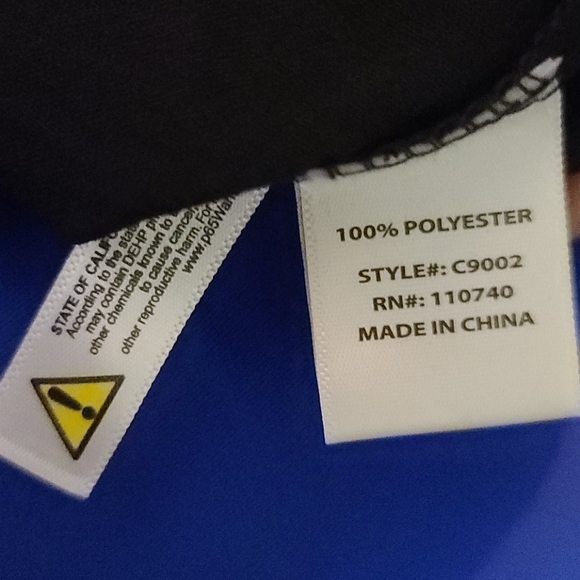 NWT - CROPPED BLIUSE BY THE LINE OF STYLE - Picture 8 of 9